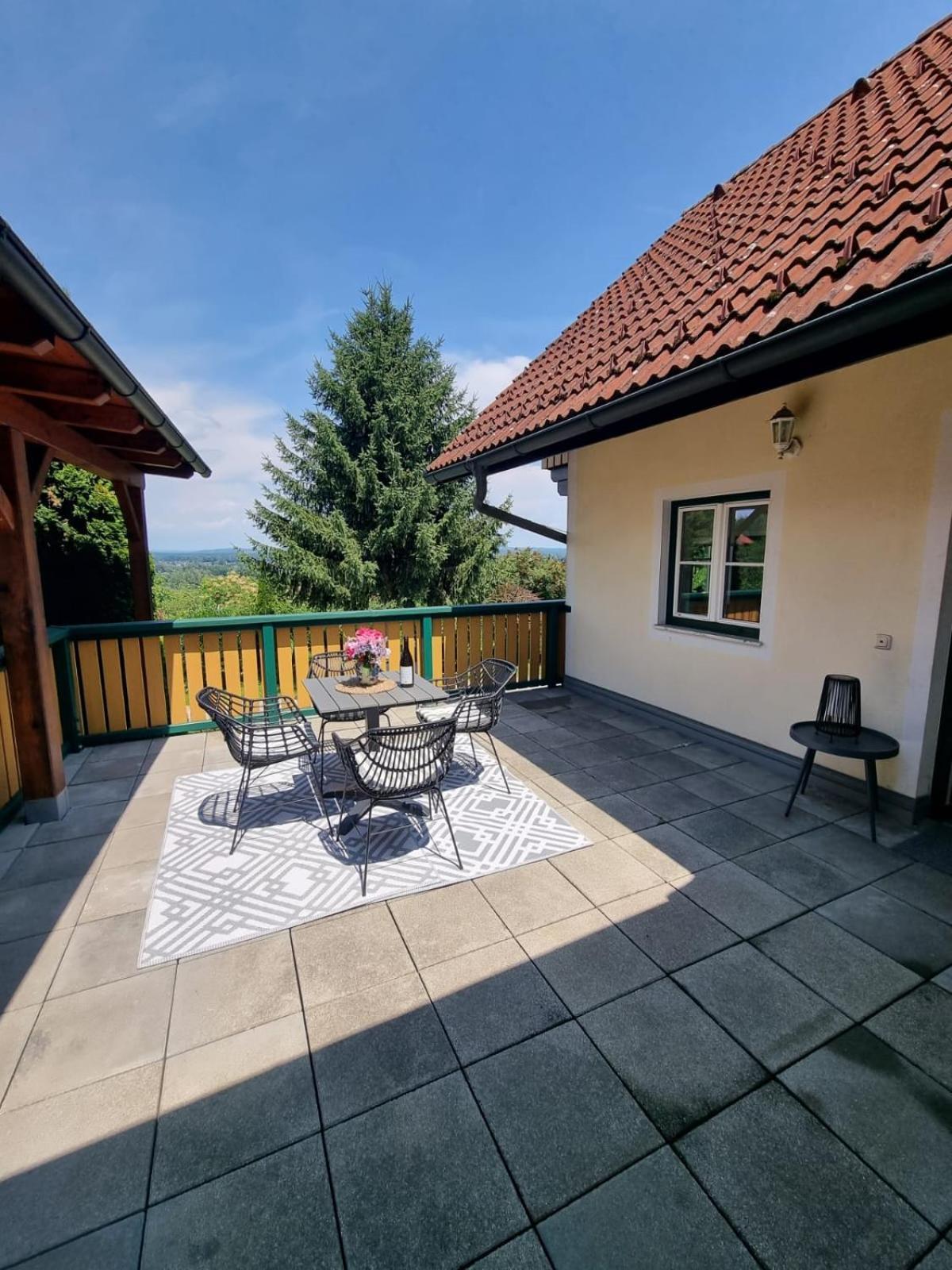 Ferienwohnung Dorner Spielfeld Bagian luar foto